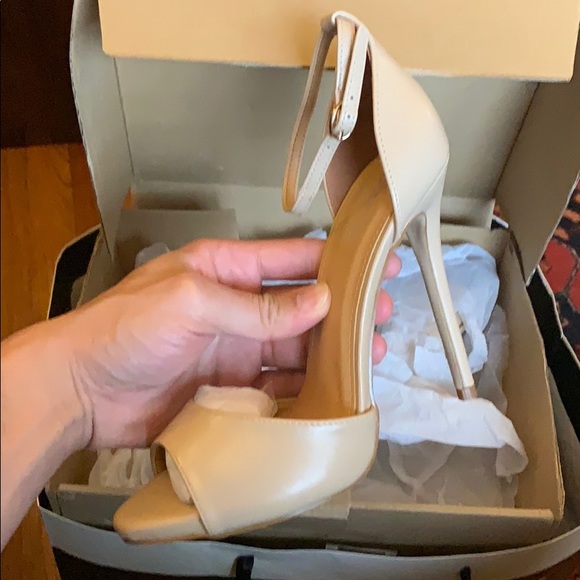 Peeptoe Two Part Heels Tan - Picture 3 of 8